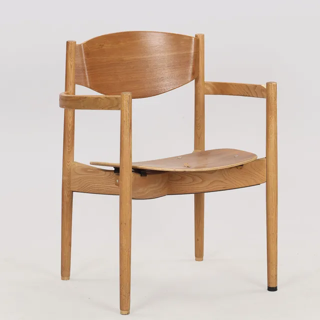 JENS RISOM (1916-2016). Armstol med stel af eg, sæde og ryg af nødfinér, Jens Risom Design, Danmark/USA.