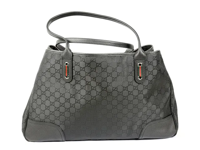 VÄSKA, GUCCI, gg monogram, svart tyg, svart läder, 46x28x12cm, dustbag.