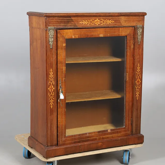 A MAHOGANY INLAID DISPLAY CABINET.
