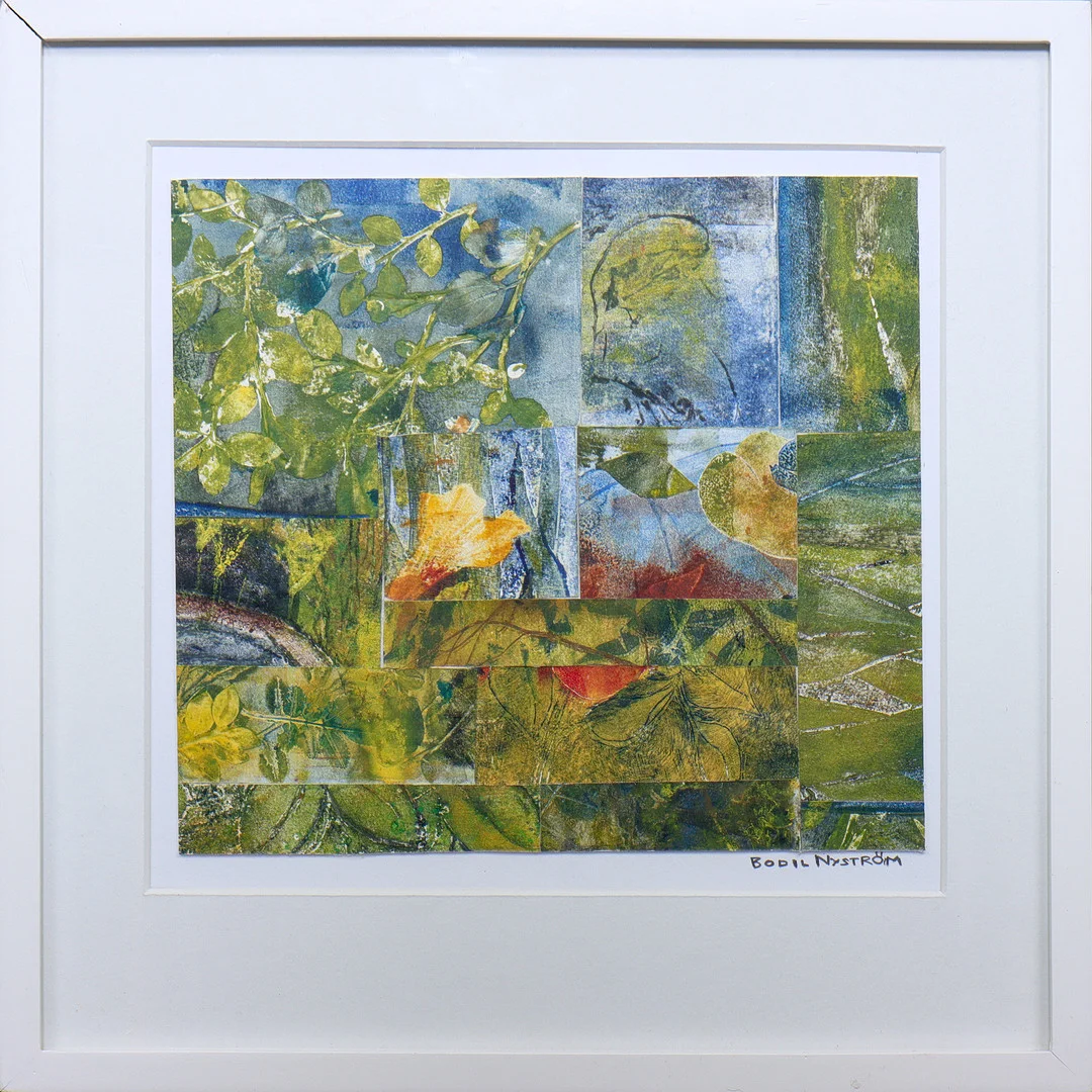 BODIL NYSTRÖM "DET GRÖNSKAR" GRAFIKCOLLAGE, SIGNERAD, INGLASAD. — Engravings & Prints — Auktionskammaren Sydost Kalmar
