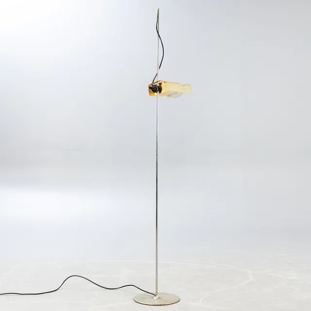 JOE COLOMBO. Oluce. Stehlampe 'Spider'.