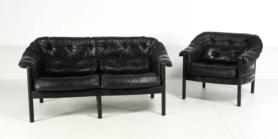 Svend Ellekær for Goja. Two-seater sofa and armchair, 1970s (2) — Furniture/Lounge suites, sofas — Lauritz
