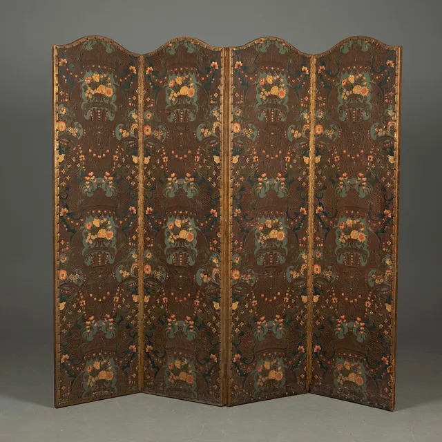 A LATE 19TH CENTURY THREE-FOLD ROOM SCREEN.