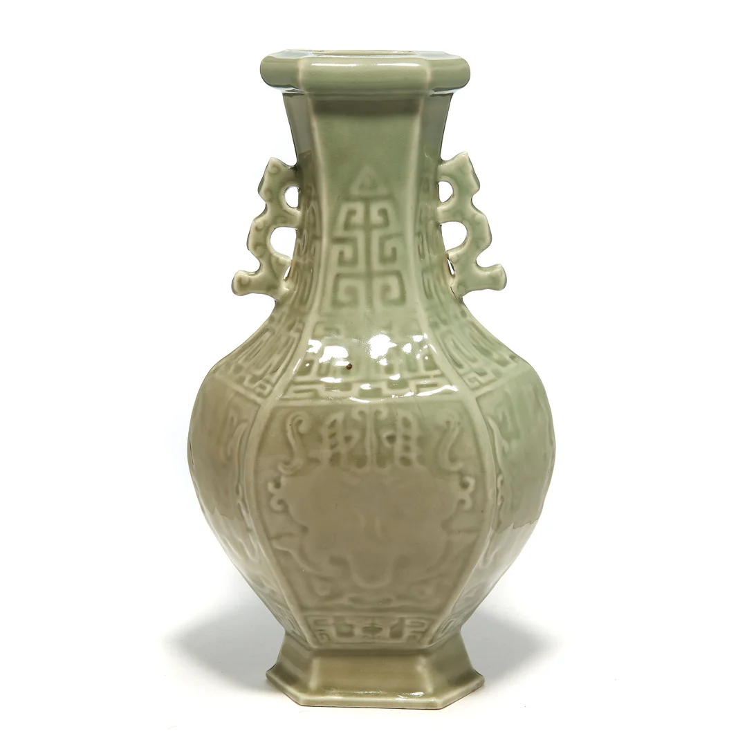 Vase — Vase — Gjenstand/Asiatiske gjenstander og porselen — Blomqvist