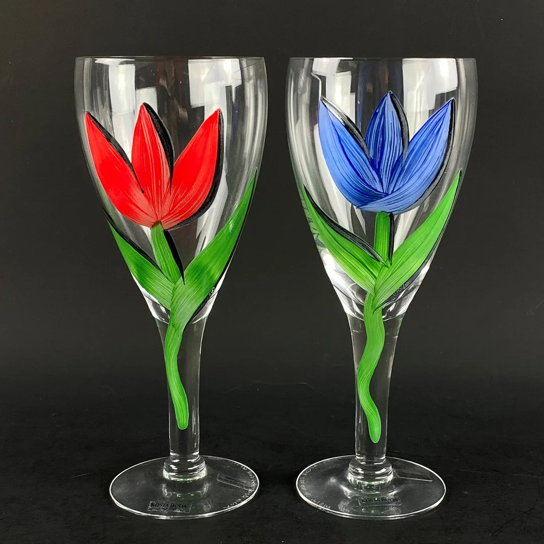 ULRICA HYDMAN VALLIEN. Vinglas, 2 st, signerade, Kosta Boda. — Tableware — Höganäs Auktionsverk