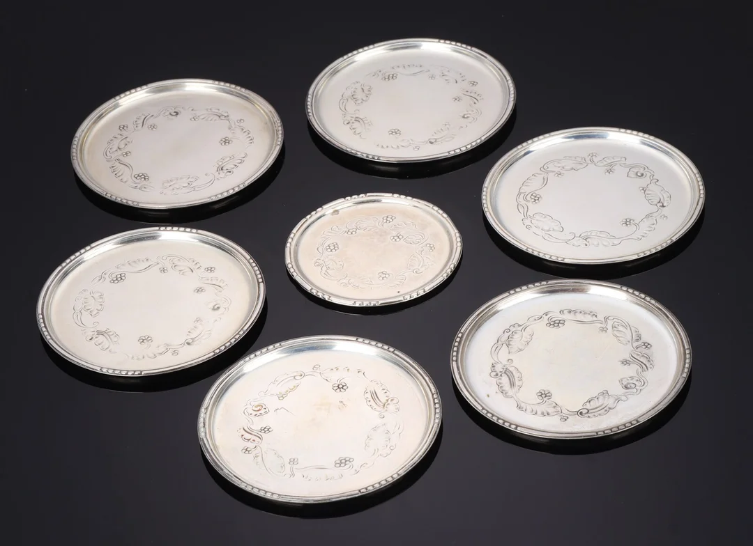 Georg Jensen. Et sæt glasbakker af sterlingsølv, dessin nr. 51 (7) — Silver, bronze, copper and pewter/Hollowware — Lauritz