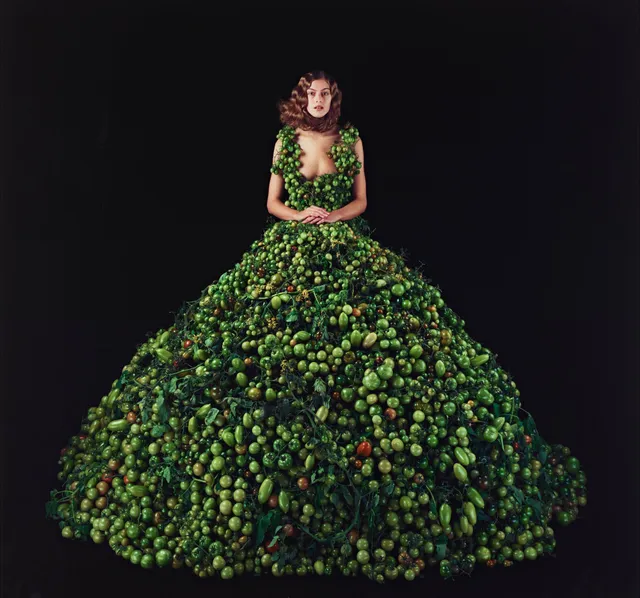 Nathalia Edenmont, "Late Bloomer", 2016-2017.