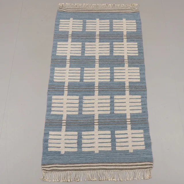 MATTA, röllakan, mått 218x113 cm.