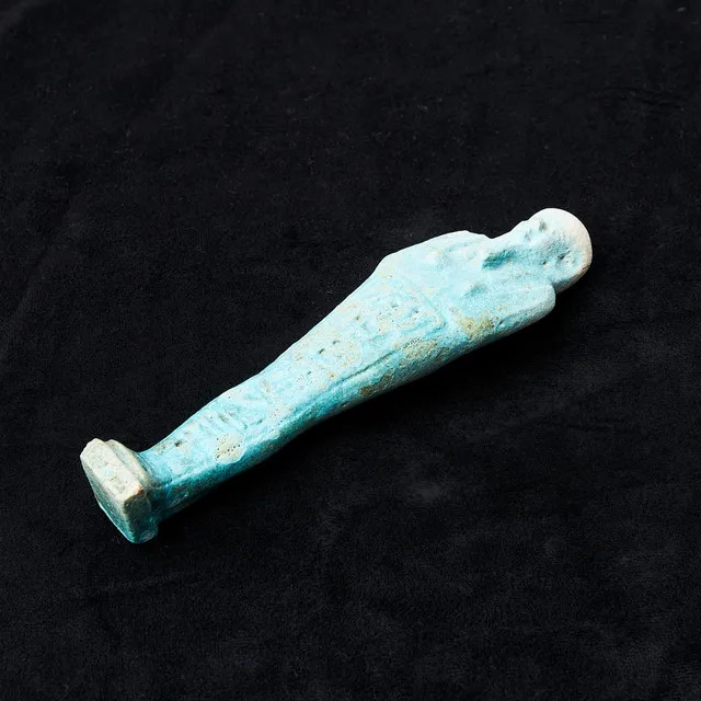 USHABTI, Egypten 26-30 dynastin, ca 664-332 f Kr, för personen Ipethemetes, fajans.
