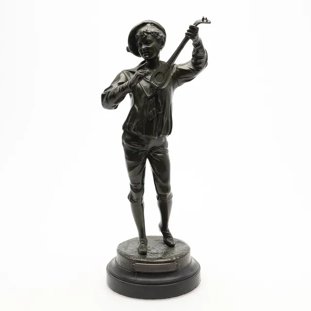 ADOLPHE JEAN LAVERGNE. EFTER. MANDOLINSPELARE, SKULPTUR.