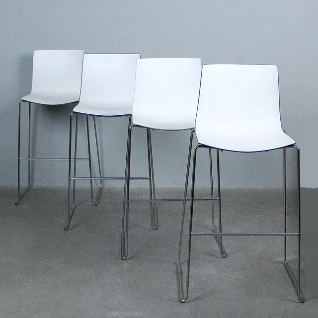 LIEVORE ALTHERR MOLINA. Arper. Set Barhocker, Modell 'Catifa 46', Entwurf von 2004.