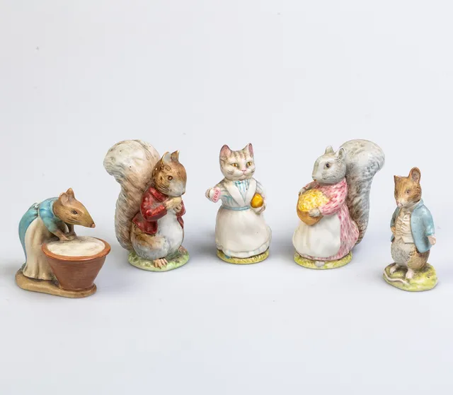 FIVE BESWICK BEATRIX POTTER CERAMIC FIGURES.