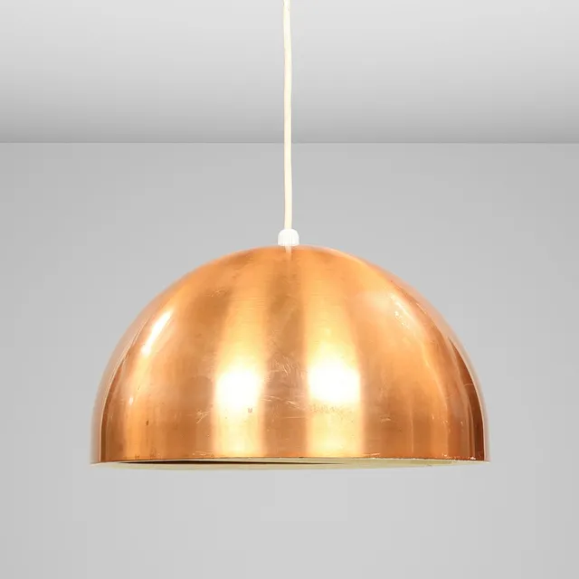 VILHELM WOHLERT & JØRGEN BO: "Louisiana" pendel, model 16551, skærm af mat kobber med indvendig ringgitter af lys nylon, Louis Poulsen, Danmark, 1960'erne.