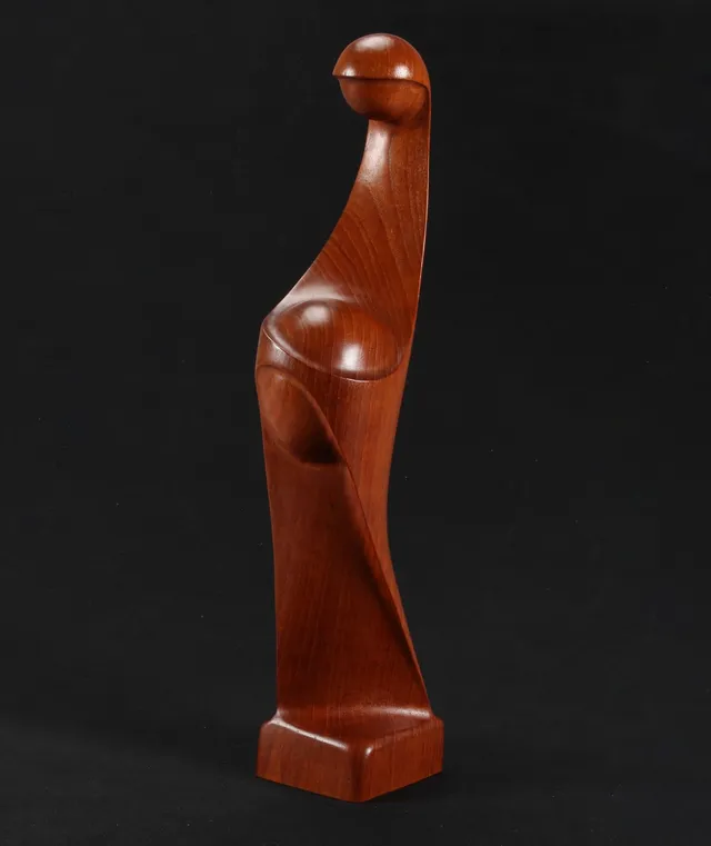 Ubekendt kunstner. Kvindefigur, teak