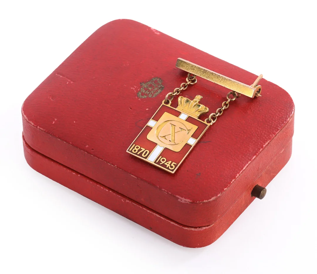 Georg Jensen. 'Royal Seal' of 14 kt. gold adorned with colored enamel — Hobby and collectibles/Collectibles — Lauritz