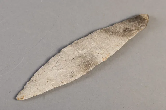 Danmarks Oldtid: Flintestensdolk - 21 cm