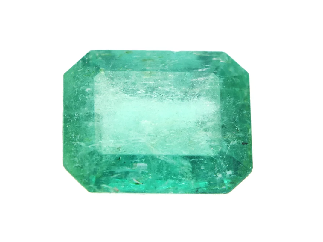 SMARAGD, smaragdslipad, 4,43 ct, nagg. — Ädelstenar/Smaragder — Kaplans