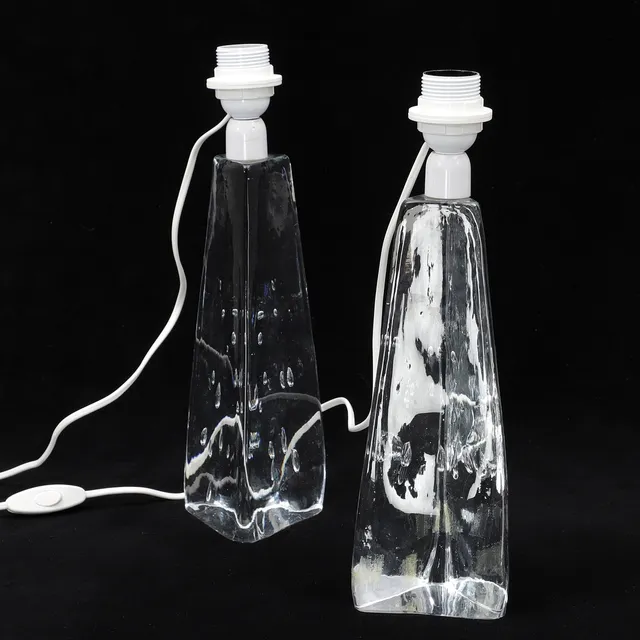 BORDSLAMPOR, ett par, glas, 1900-talets andra hälft.