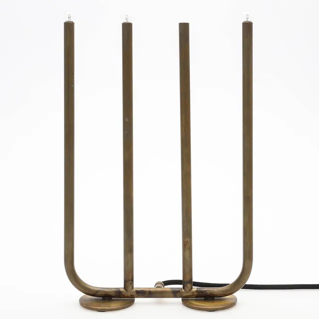 SABINA GRUBBESON. Bordslampa/adventsljusstake, oxiderad mässing, "December", Konsthantverk Tyringe.
