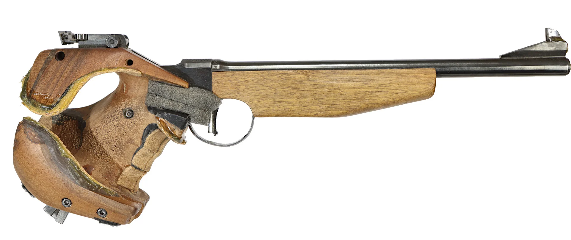 PISTOL, Flerskott, fabrikat Vostok, modell TOZ-35, kaliber .22, tillv.nr AAND265, se-nr SE1052821. — Pistols — Walter Borg