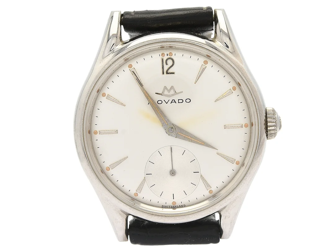 MOVADO, "Francois Borgel Case", herrur, 33,5 mm, Cal 125, Boett nr. B1152294 / 18127, stål, manuell, plexiglas, liten sekundvisare, skadad urtavla, defekt, läderband, ca 1955. — Klockor/Movado — Kaplans