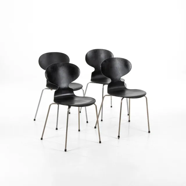ARNE JACOBSEN. 1902-1971. Stolar, 4 st, "Myran", Fritz Hansen 1960/70-tal.