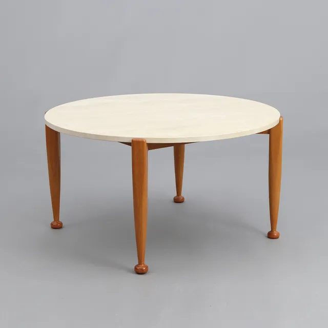 JOSEF FRANK. SOFFBORD. Mahogny med travertinskiva. Svenskt Tenn, modell 965. Märkt undertill.