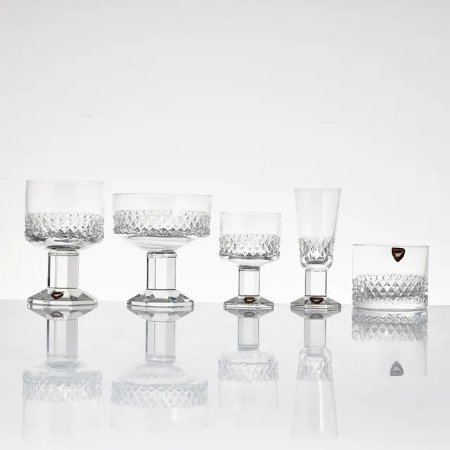 NILS LANDBERG. glasservis, 61 delar, ''Gustaf Adolf II'', Orrefors.