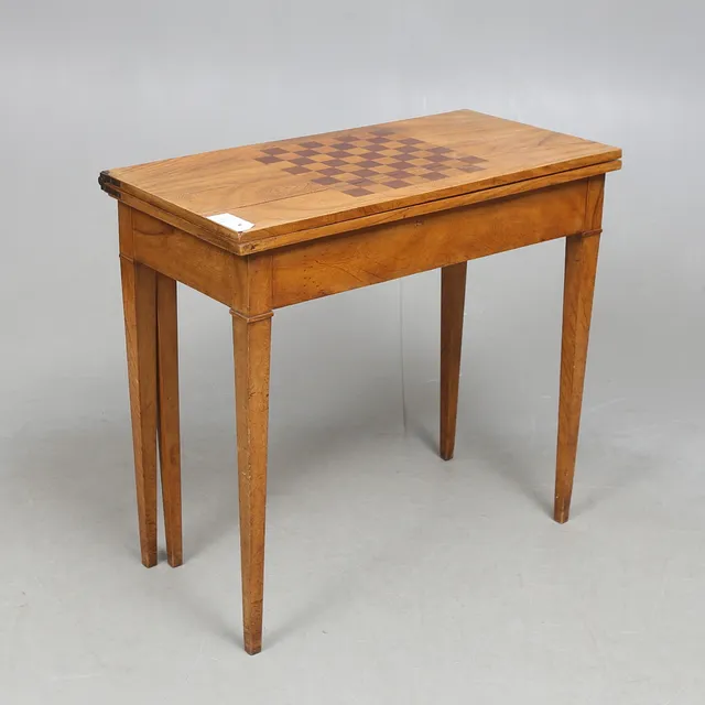 SPELBORD, sengustavianskt, 1800-tal.
