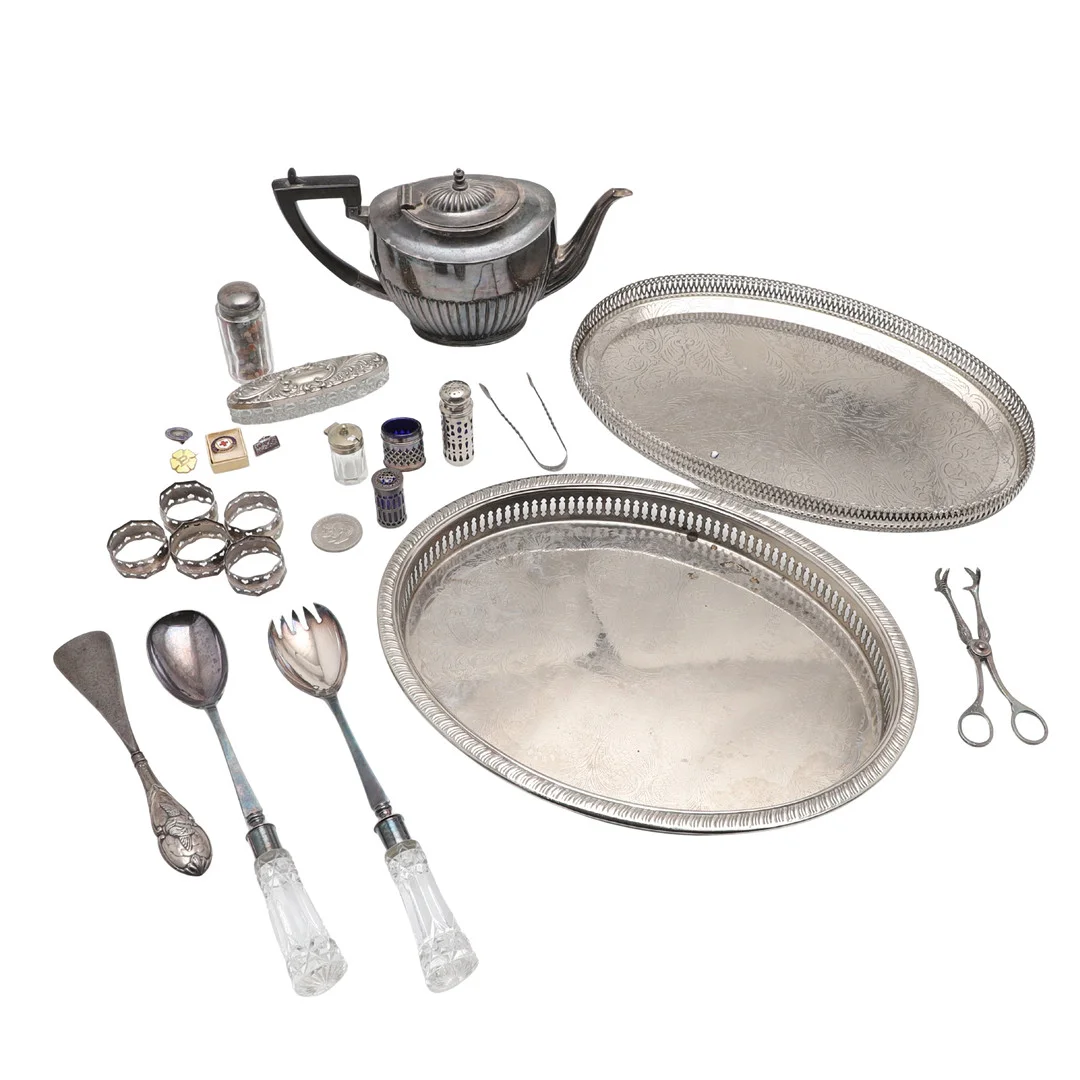 A COLLECTION OF MAINLY SILVER PLATED WARES, SOME SILVER. — Silver — Lawrences Auctioneers