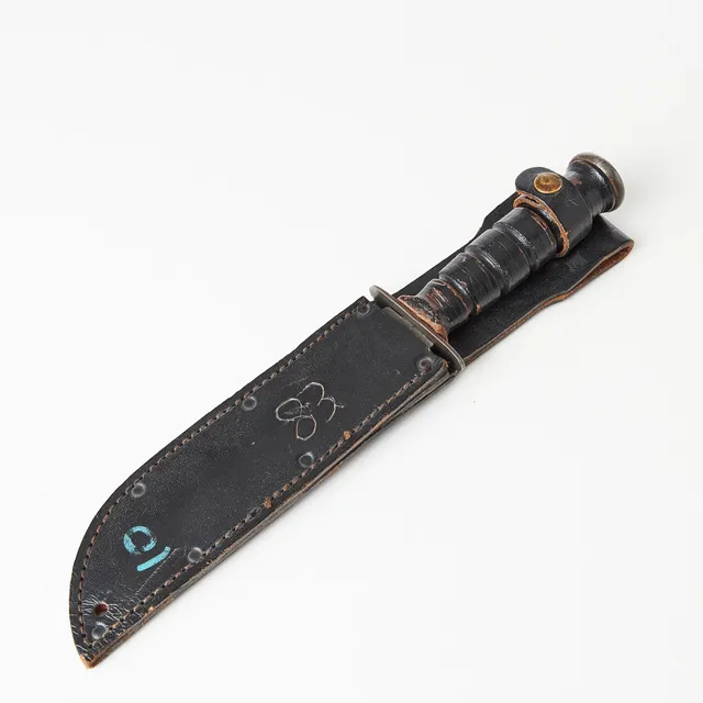 STRIDSKNIV, Ka-Bar, U.S. Camillus, 1900-talets andra hälft.