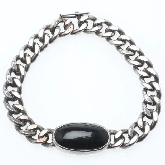 ARMBAND, rhodinerat sterlingsilver med onyx, pansarlänk, Częstochowa, Polen.