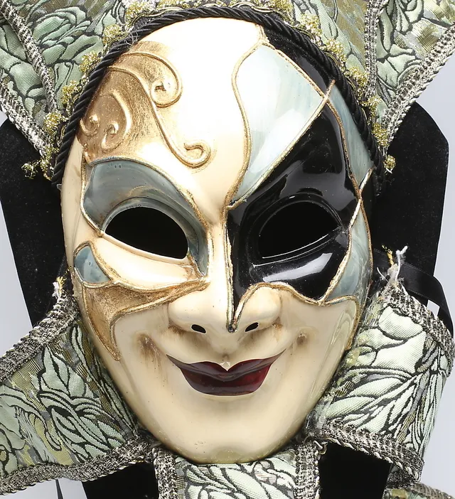 MASK.
