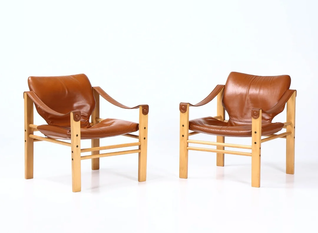 Skippers Furniture. To safaristole betrukket med læder (2) — Furniture/Lounge chairs — Lauritz