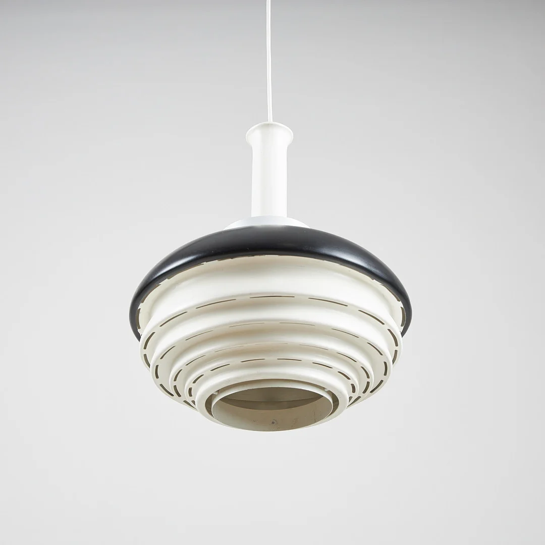 ALVAR AALTO. TAKLAMPA, modell 335B, Valaistustyö. — Ceiling lights — Stockholms Auktionsverk Helsinki
