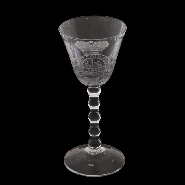 DUTCH ARMORIAL WINE GLASS.