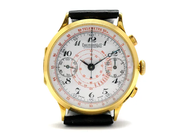 EBERHARD & Co, La Chaux de Fonds, "Telemetre", Cal Valjoux 65, Serie nr. 4099, Boett nr. 197636, kronograf, herrur, 39 mm, 18K guld, manuell, plexiglas, skadad urtavla (7/10), defekt, fasta bandstift, skadad boett, läderband, ca 1940.