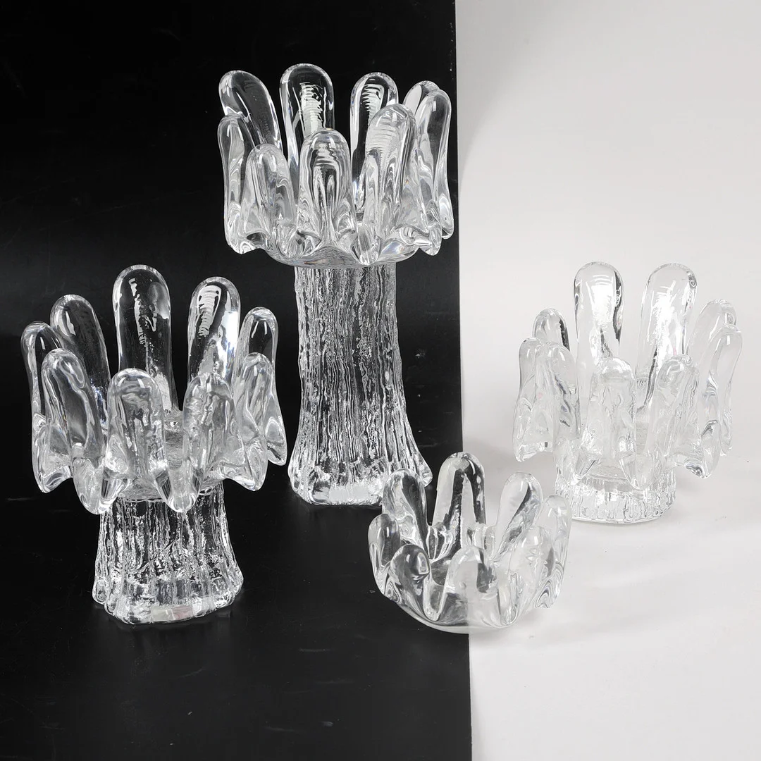 GÖRAN WÄRFF. Ljuslyktor, 3+1 st, glas, "Sunflower", Kosta Boda. — Candlesticks — Ekenbergs Auktioner