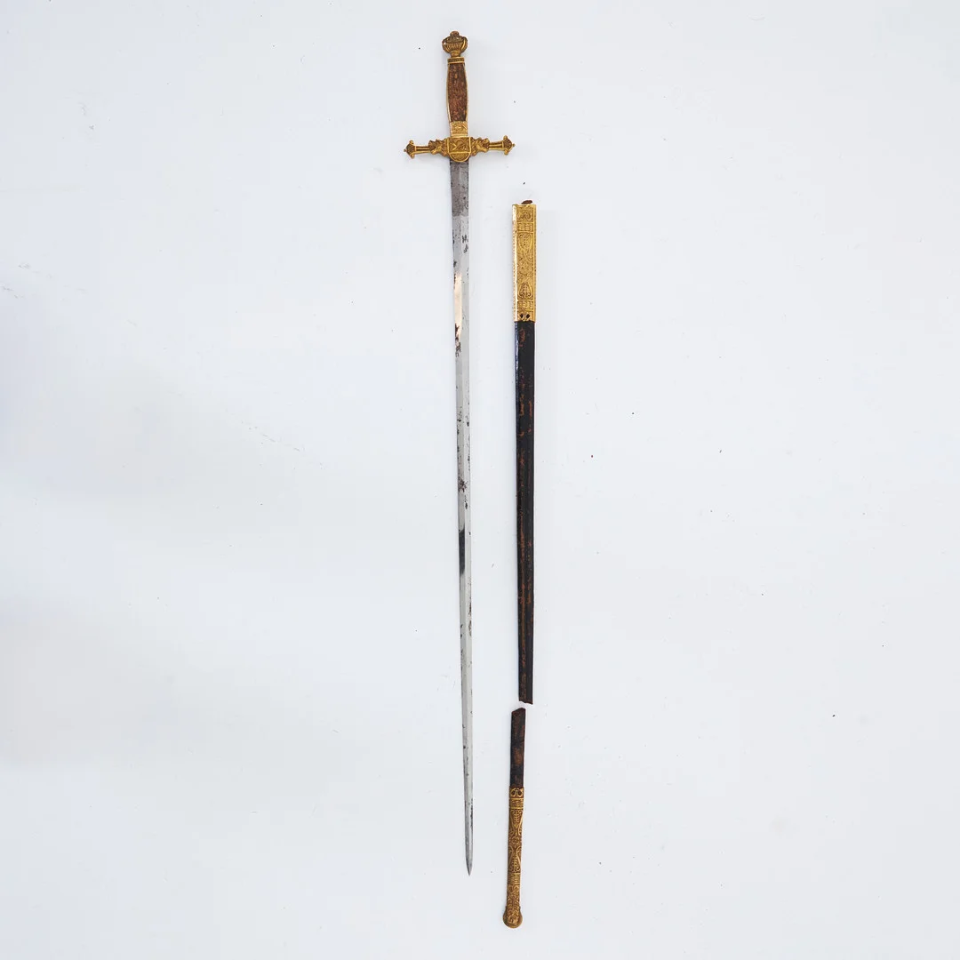 ÄMBETSMANNAVÄRJA, 1800-tal. — Edged weapons — Stockholms Auktionsverk Magasin 5