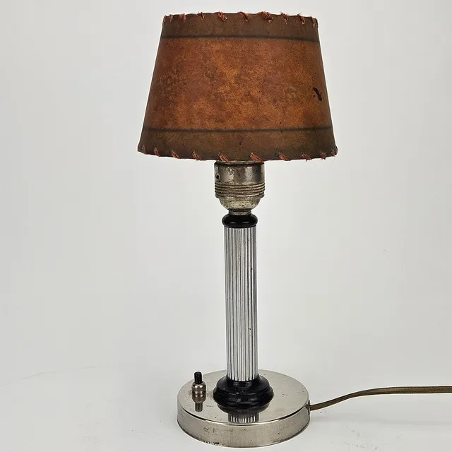 BORDSLAMPA, 1900-talets andra hälft.