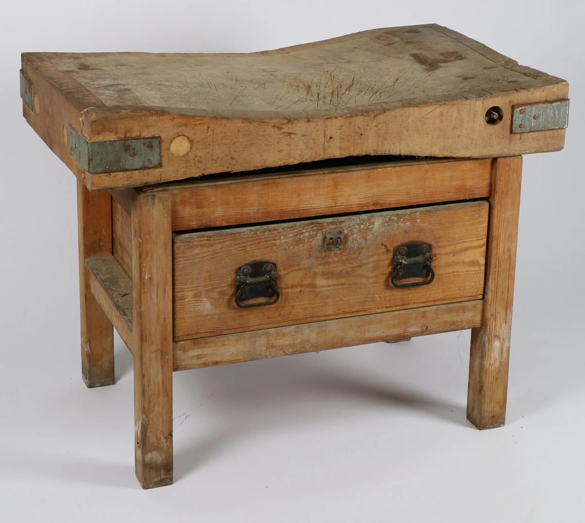 A PINE BUTCHERS BLOCK. — Other — Bishop & Miller