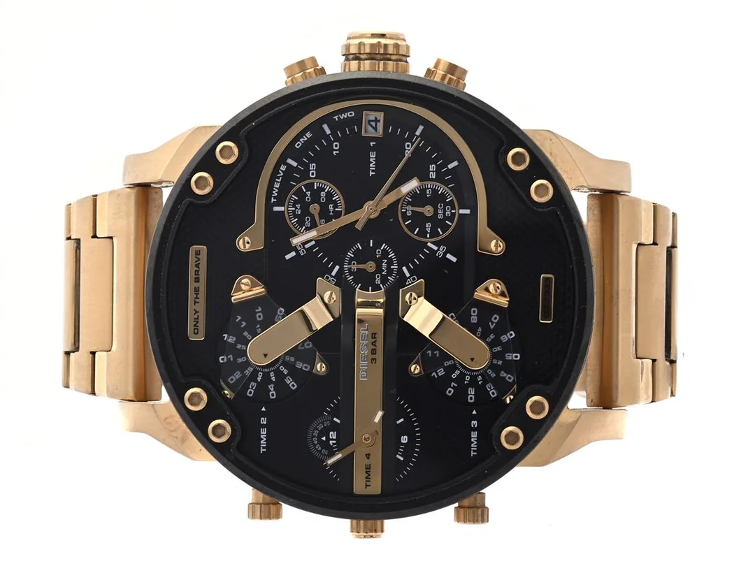 Diesel, armbandsur, "Mr Daddy 2.0", Only the brave, guldtonat stål, 57mm, quartz, datum, Ref nr: DZ-7333, Snr: 112007, mineralglas, kronograf, 3bar, viklås, stållänk, 19cm — Klockor/Diesel — Kaplans