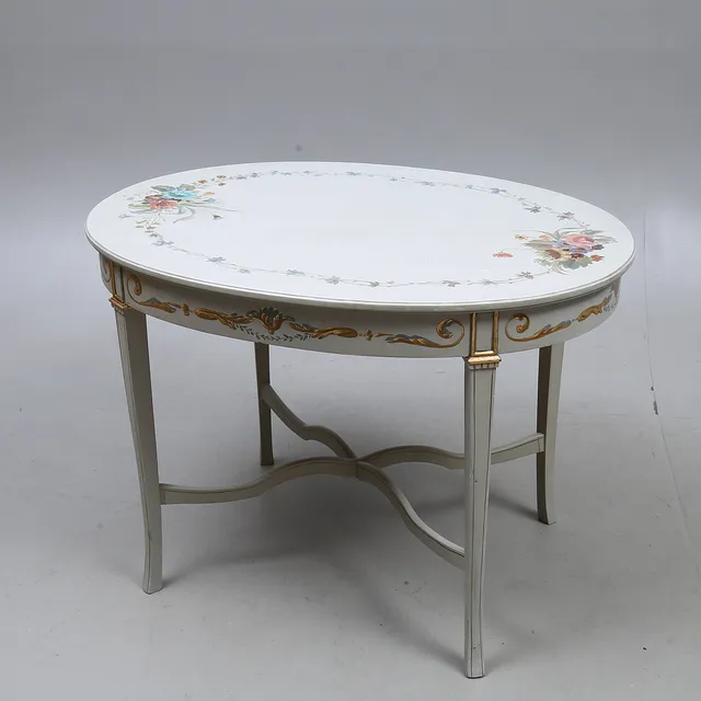 BORD, bemålad, blomdekor, rokokostil, 1900-tal.
