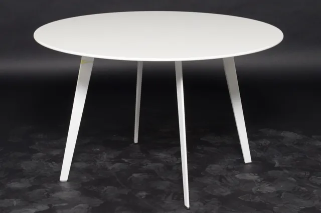 Jacob Wagner. Montana JW Table. Cirkulært spisebord