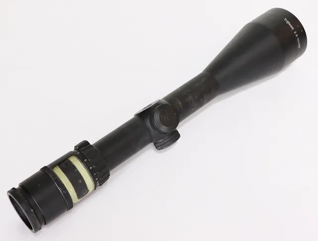 726. KIKARSIKTE, TRIJICON ACCUPOINT 2,5-10X56.