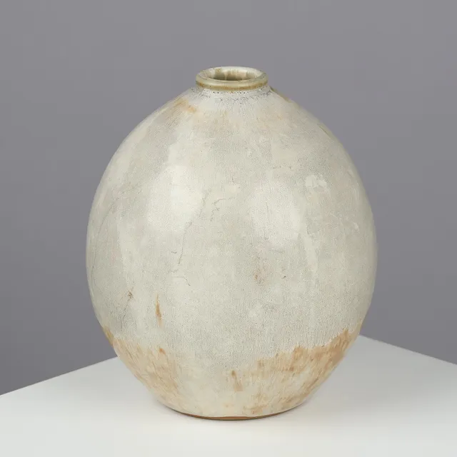 CARL HALIER (1873-1948). Unik løgformet vase af glaseret stentøj, Royal Copenhagen, Gundestrup glasur, Danmark, 1934.