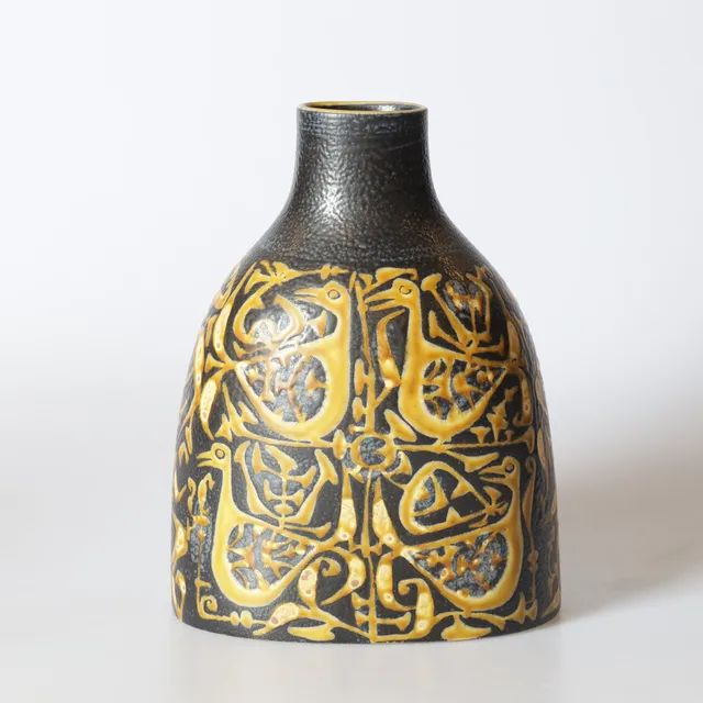 NILS THORSSON. vas, fajans, "Baca", Aluminia/Royal Copenhagen, Danmark. 1960/1970-tal.