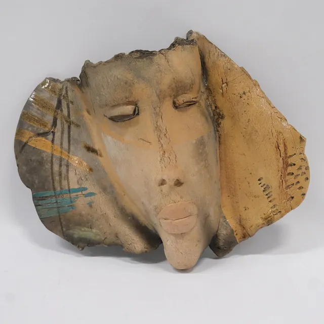 INGER WEICHSELBAUMER. VÄGGSKULPTUR, SIGNERAD.