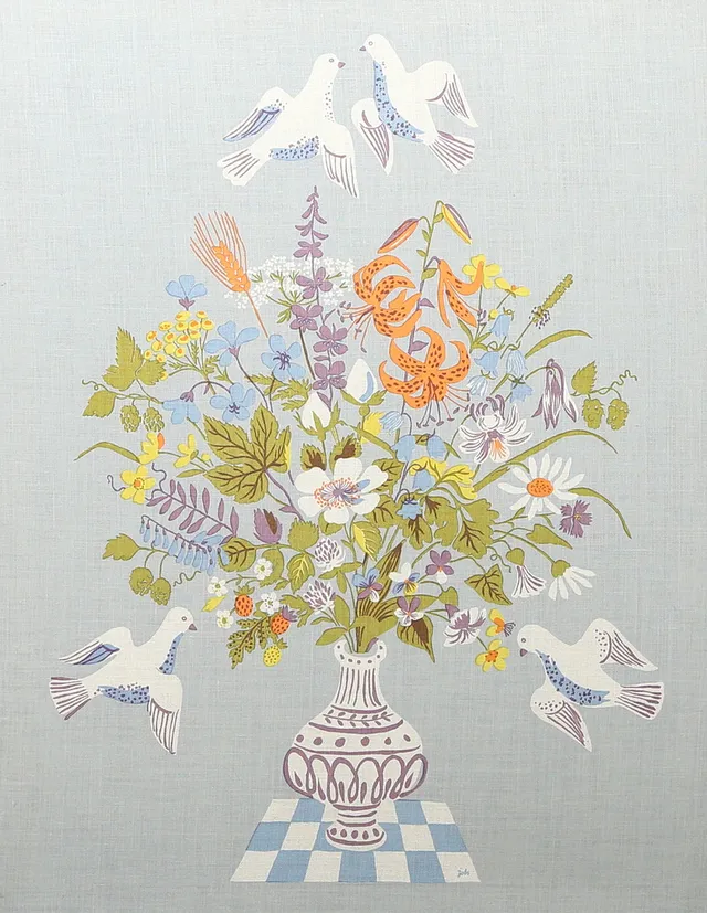 LISBET JOBS. Stilleben med blommor, tryckt på textil, signerad i trycket Jobs.