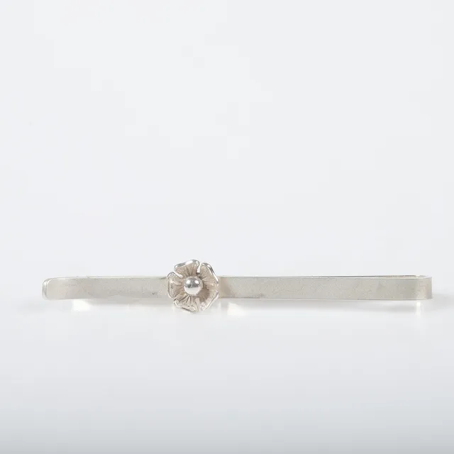 THERESIA HVORSLEV. Slipsnål, sterlingsilver, Silverknappen, Lidköping.